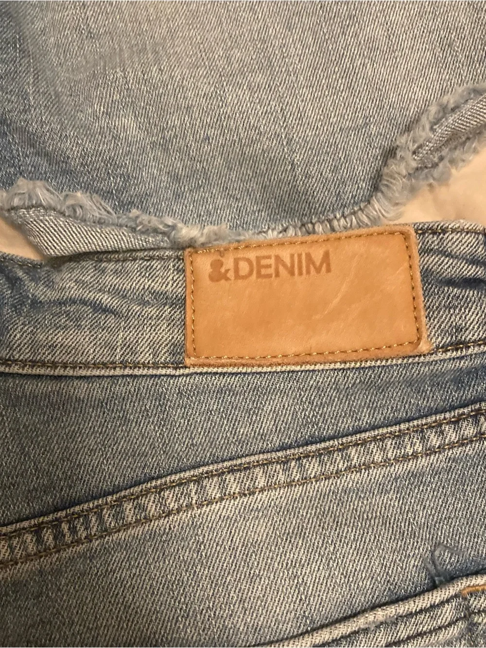 H&M denim shorts bundle Light & Dark Blue size US 4 ( fits US 2)